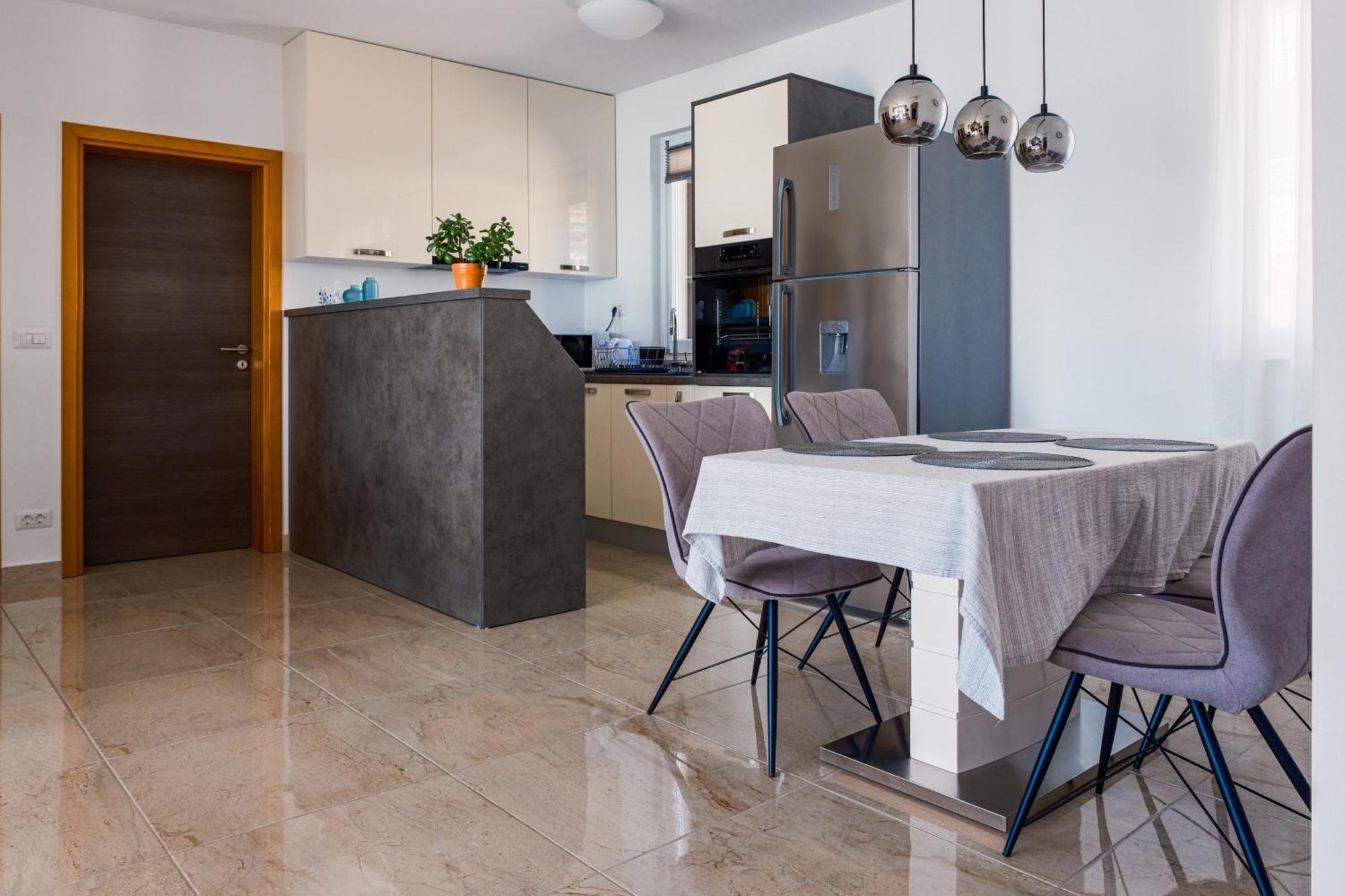 Seafront 2-Bedroom Apartment Nika - Rabac Exterior photo